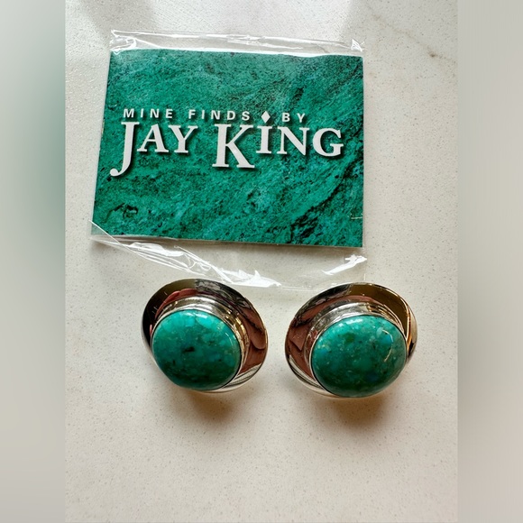 JAY KING Desert Rose Trading Sterling Silver Turquoise Button Earrings - Picture 9 of 9